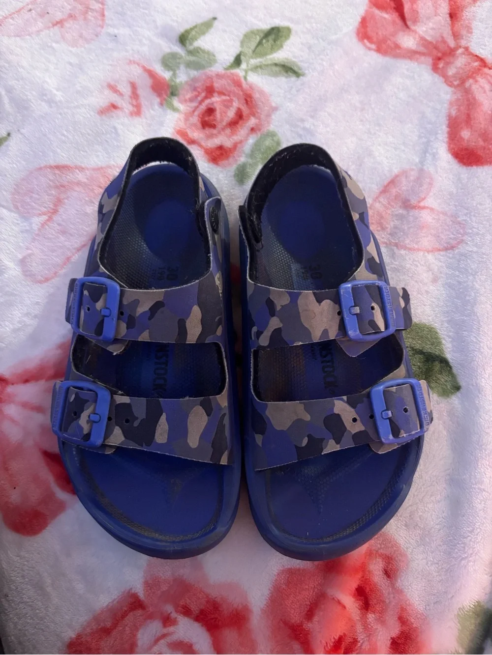 Birkenstock Kids Blue Camouflage Double-Buckle Sandals
